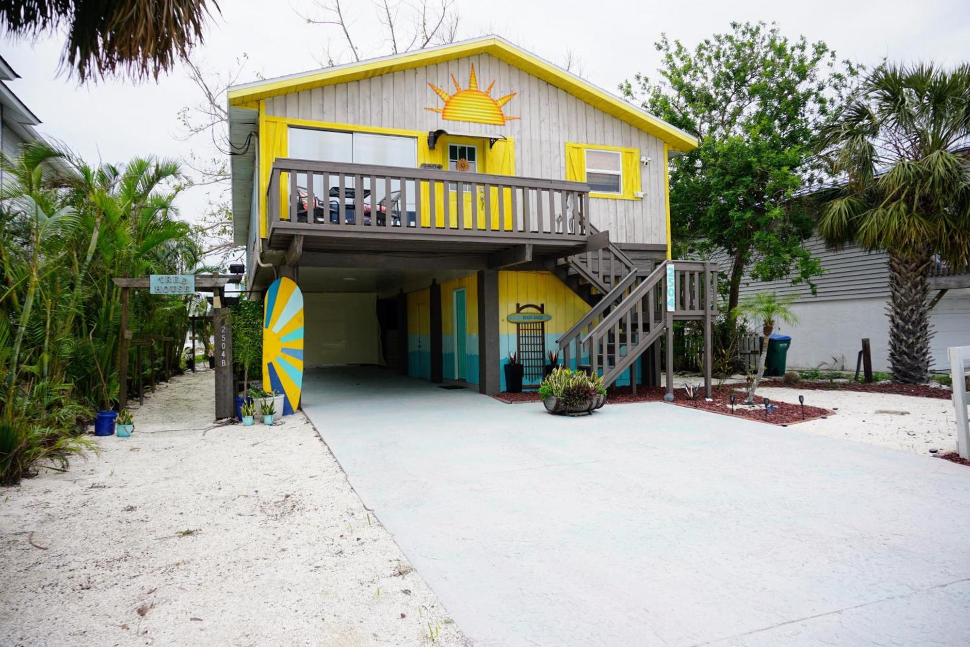 Ami Beach Shack Bradenton Beach Bagian luar foto