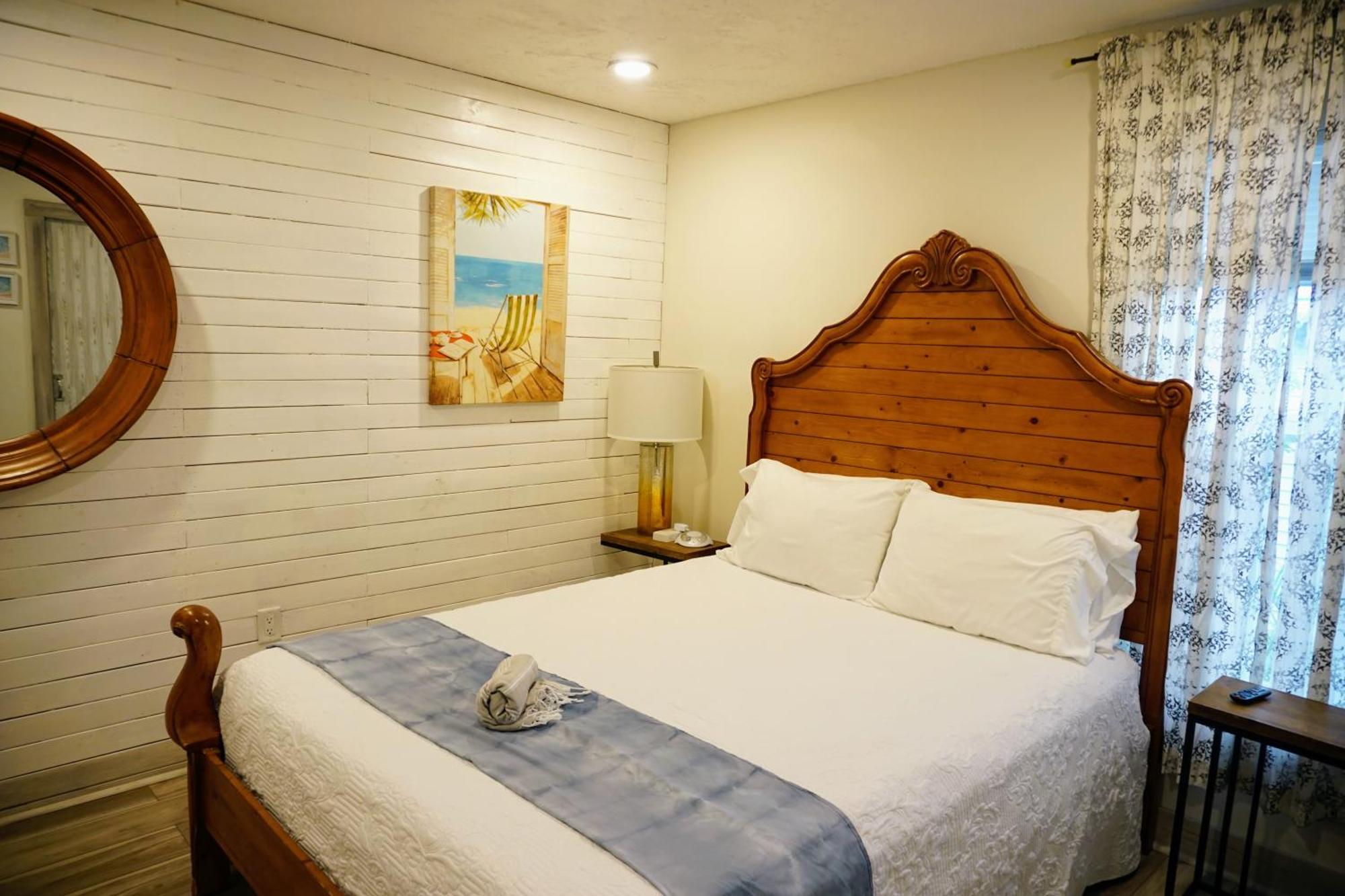 Ami Beach Shack Bradenton Beach Bagian luar foto