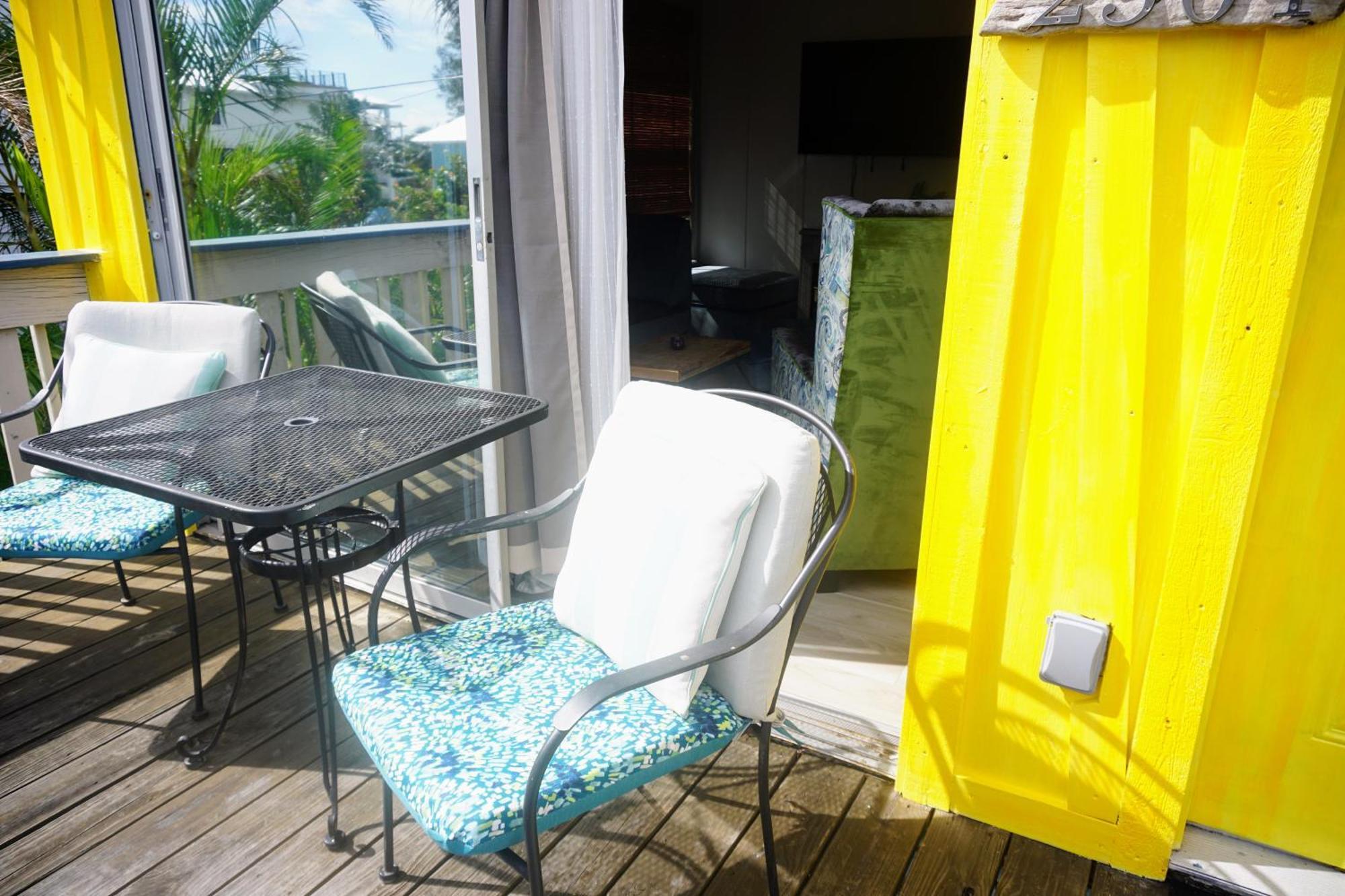 Ami Beach Shack Bradenton Beach Bagian luar foto