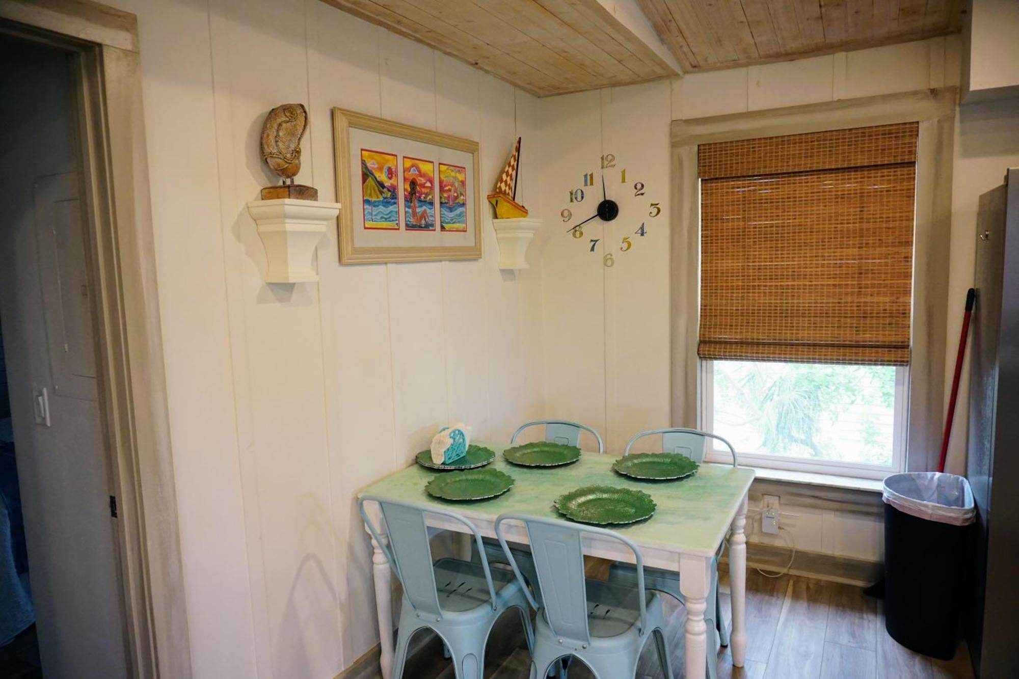 Ami Beach Shack Bradenton Beach Bagian luar foto